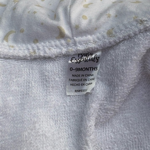 Bay gown for babies essential size:0-9 months - Picture 5 of 11